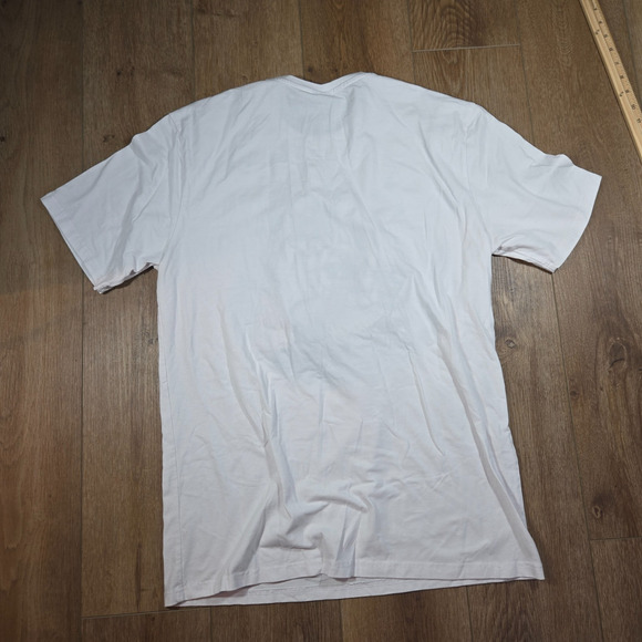 Vintage Money Over Feelings T-Shirt Men’s 2XL Fuzzy 3D Rabbit Graphic Y2K Rap T - Picture 7 of 7